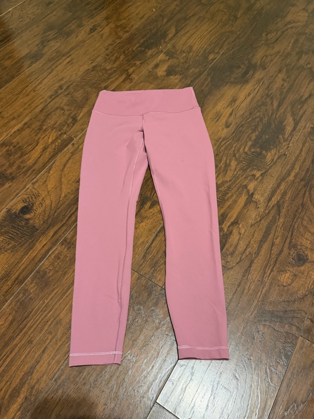 Lululemon women’s pink wunder train high rise tight 25” leggings size 8